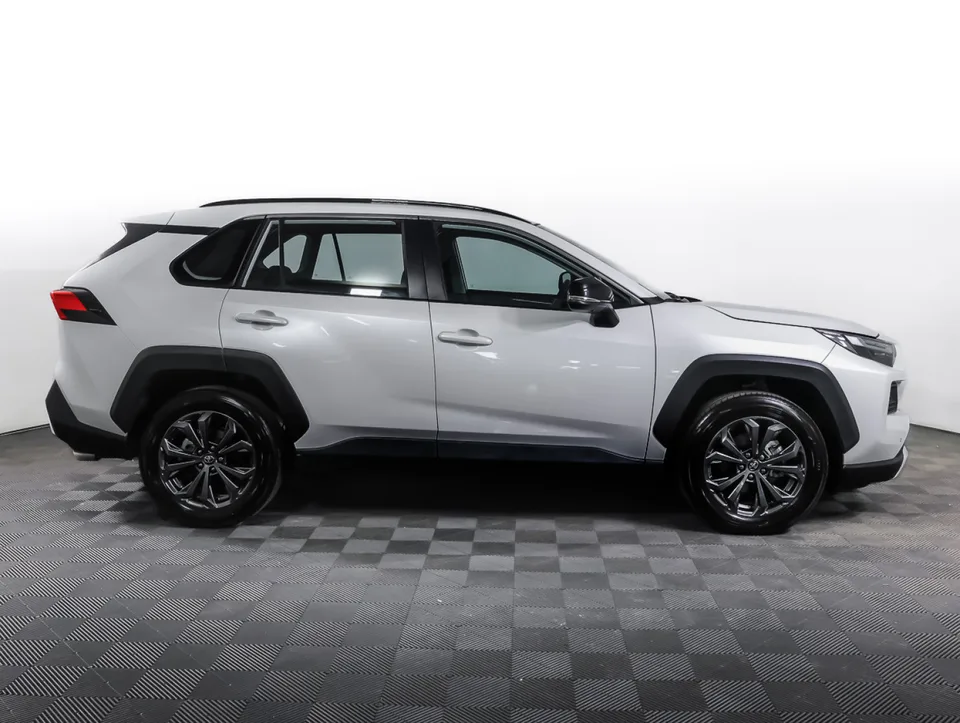 Toyota RAV4 2025 — миниатюра 4