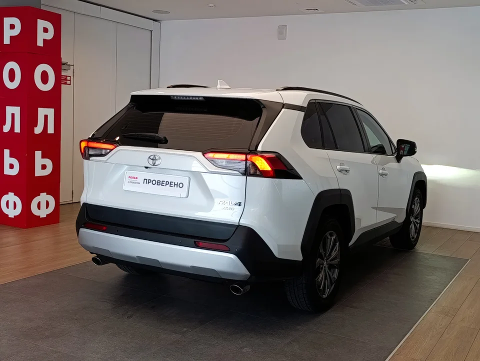 Toyota RAV4 2024 — миниатюра 4
