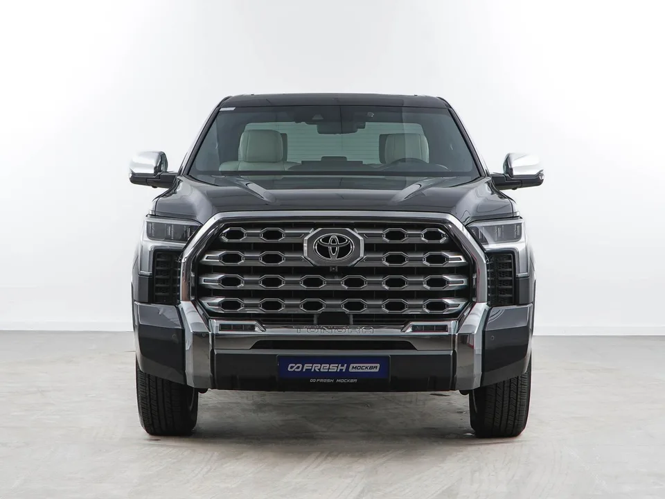 Toyota Tundra CrewMax 2022 — миниатюра 3