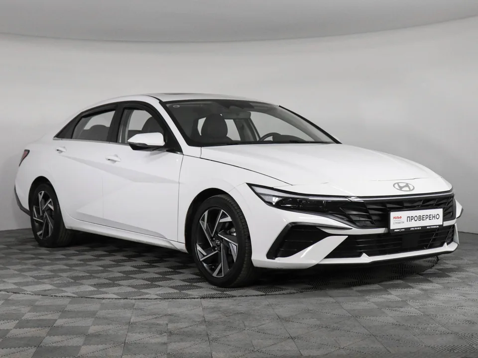 Hyundai Elantra 2024 — миниатюра 3