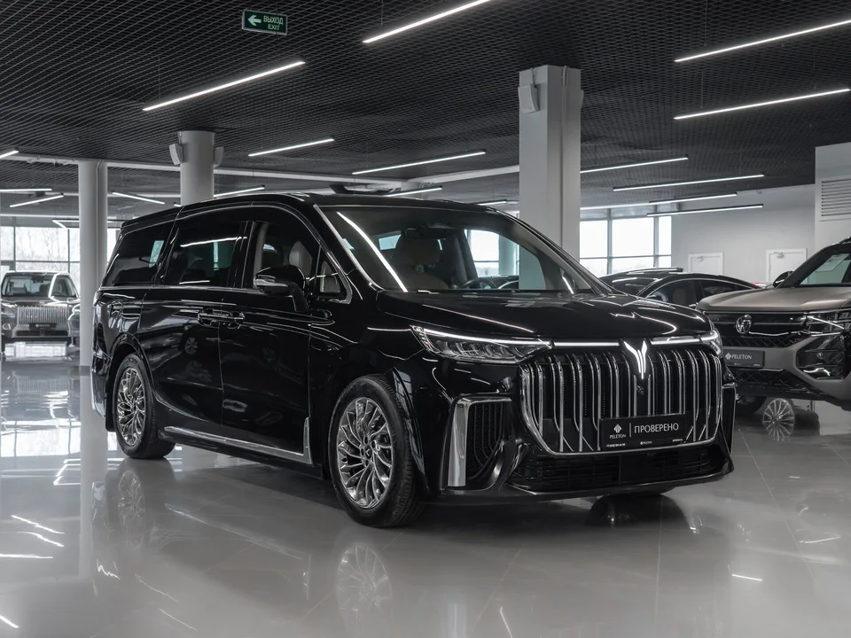 Voyah Dream 2023 — миниатюра 2