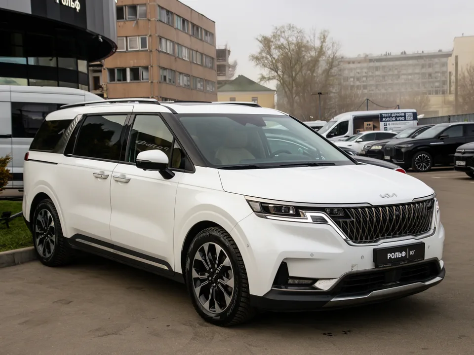 Kia Carnival 2023 — миниатюра 2