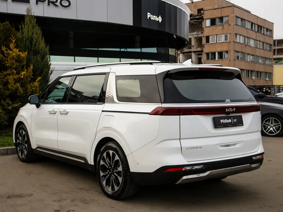 Kia Carnival 2023 — миниатюра 5