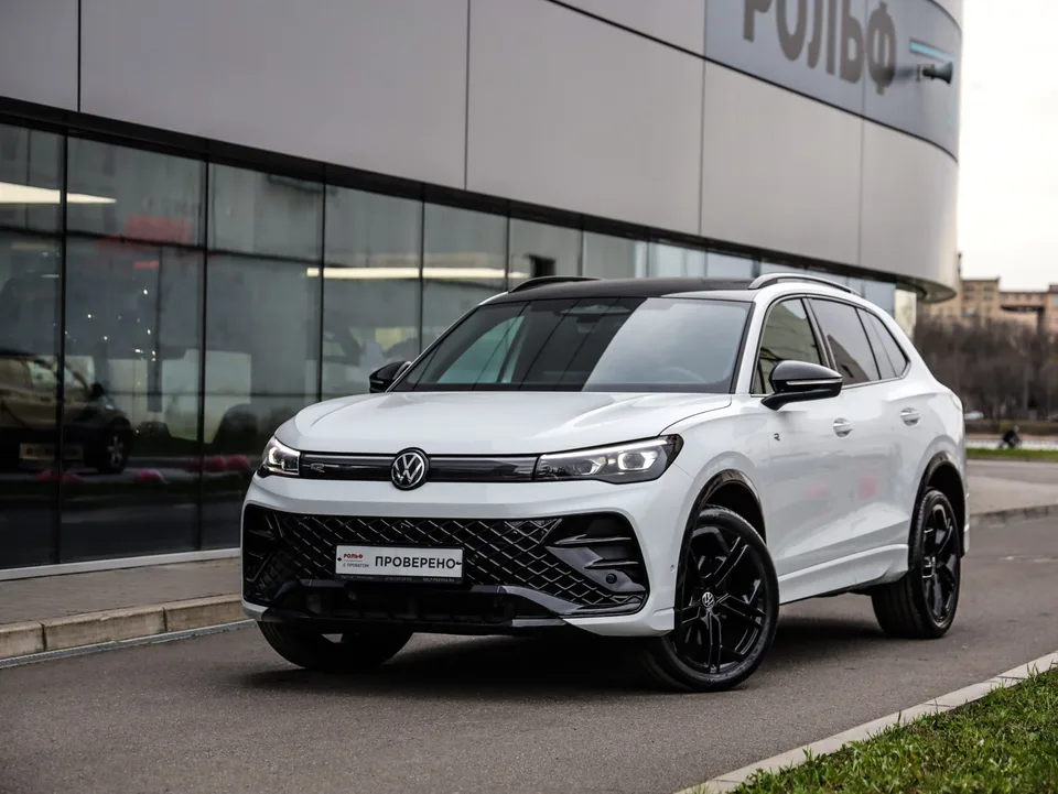Volkswagen Tiguan 2025 — фото 1, купить с доставкой в Москву