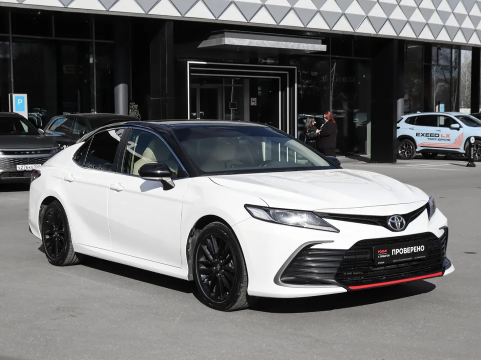 Toyota Camry 2022 — миниатюра 3