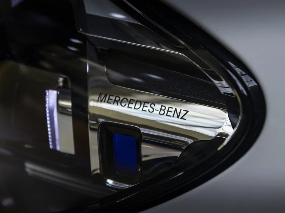 Mercedes-Benz E-Класс 2022 — миниатюра 4