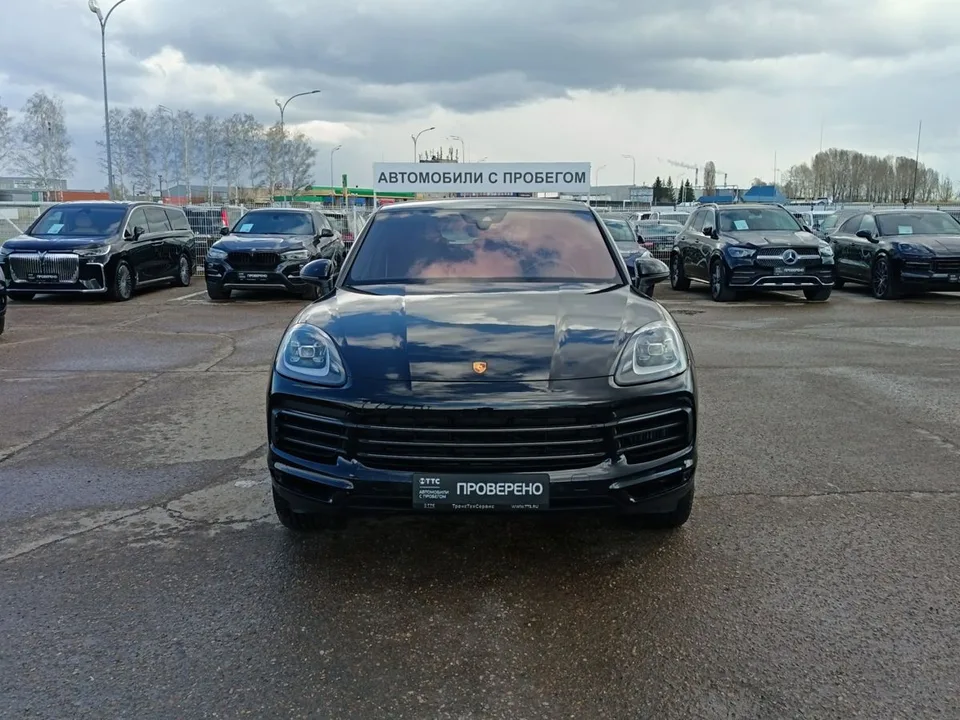 Porsche Cayenne 2022 — миниатюра 3