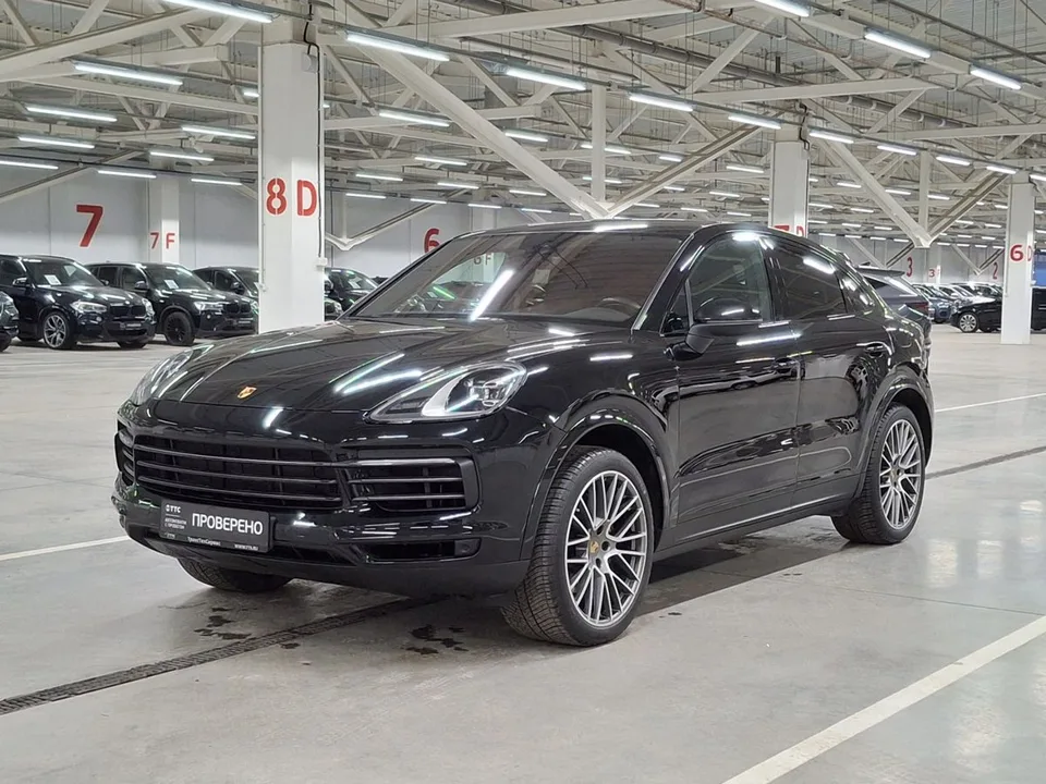 Porsche Cayenne 2022 — фото 1, купить с доставкой в Москву