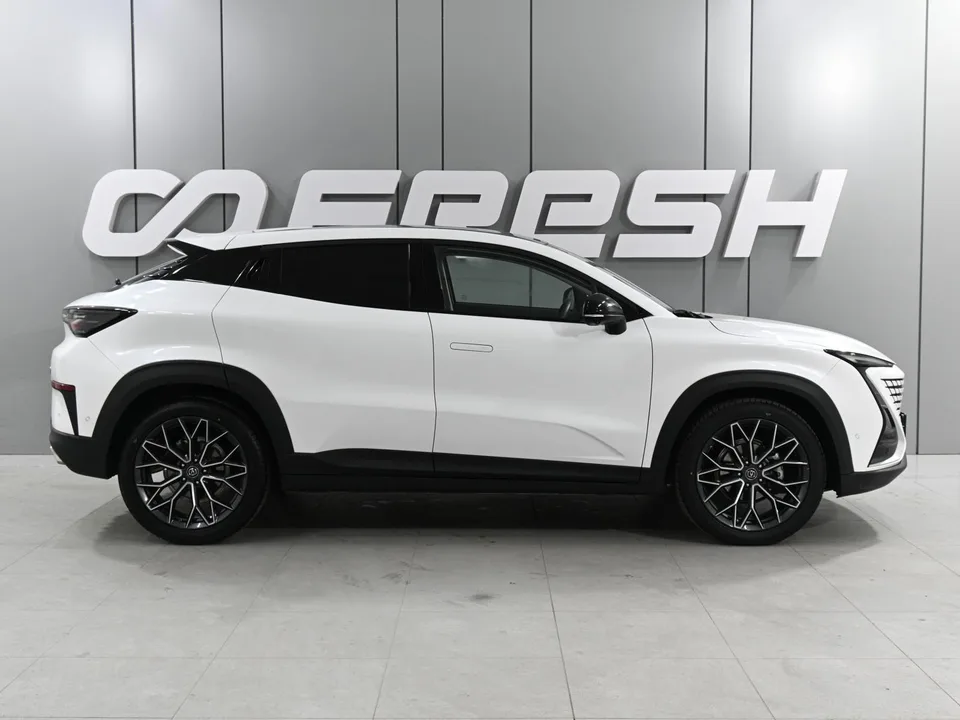 Changan UNI-T 2023 — миниатюра 5