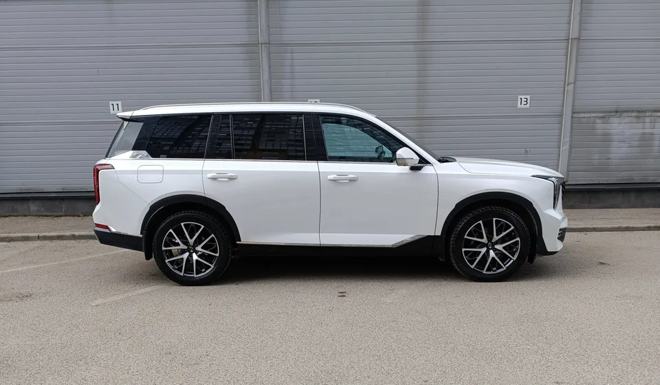 GAC Trumpchi GS8 2023 — миниатюра 4