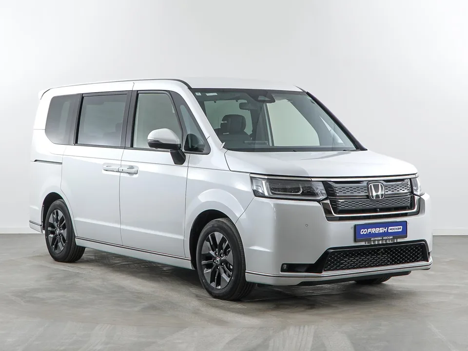Honda Stepwgn 2024 — фото 1, купить с доставкой в Москву