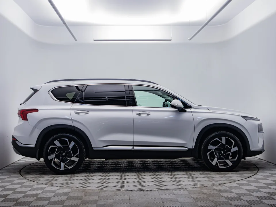 Hyundai Santa Fe 2023 — миниатюра 4