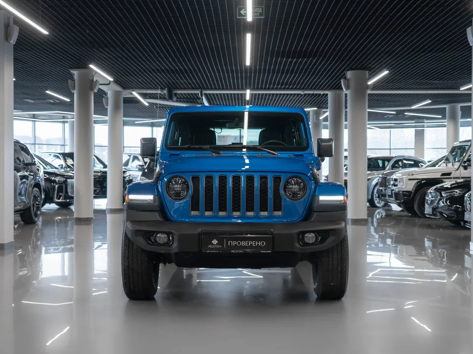 Jeep Wrangler 2023 — миниатюра 3