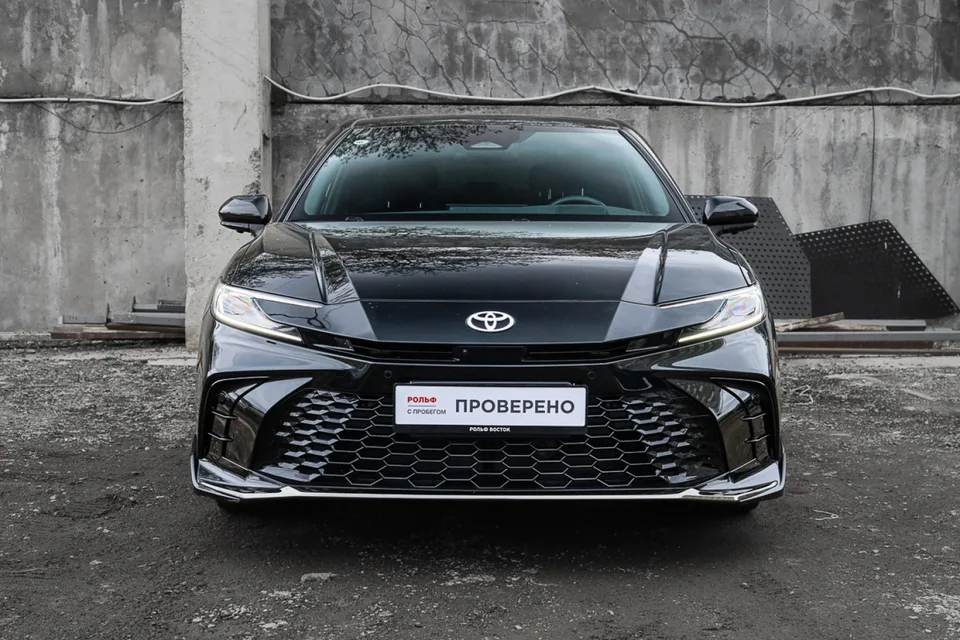 Toyota Camry 2024 — миниатюра 2