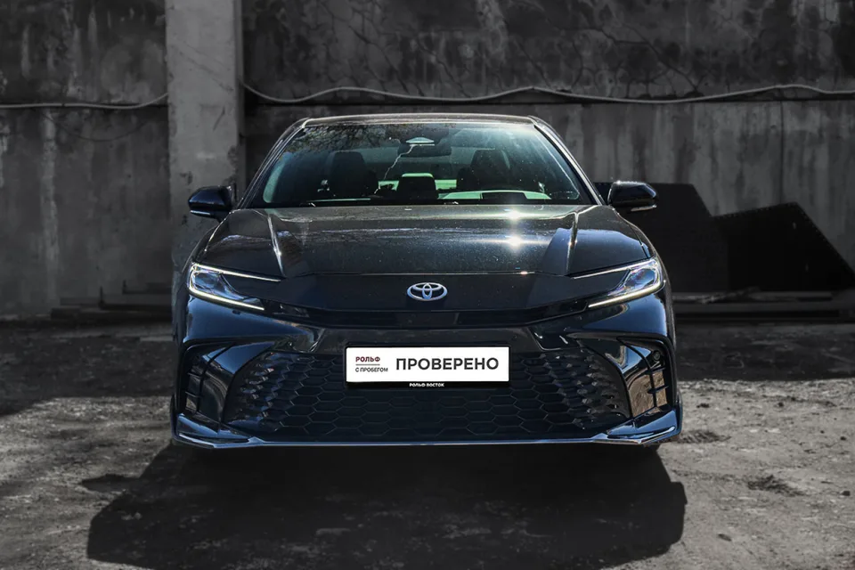 Toyota Camry 2024 — миниатюра 2
