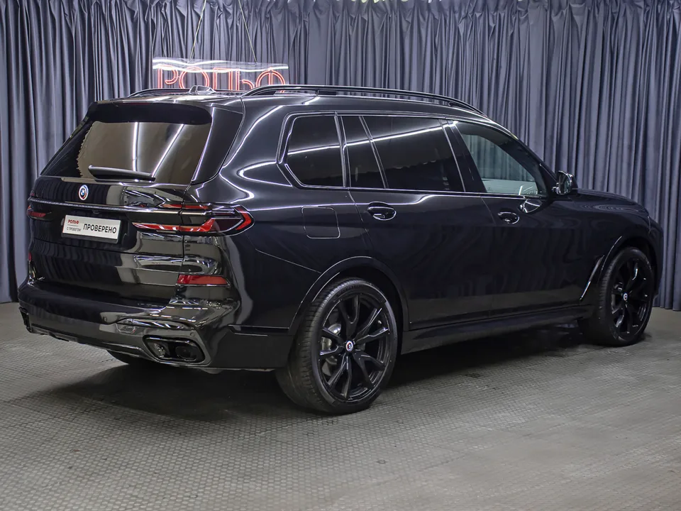 BMW X7 2023 — миниатюра 5