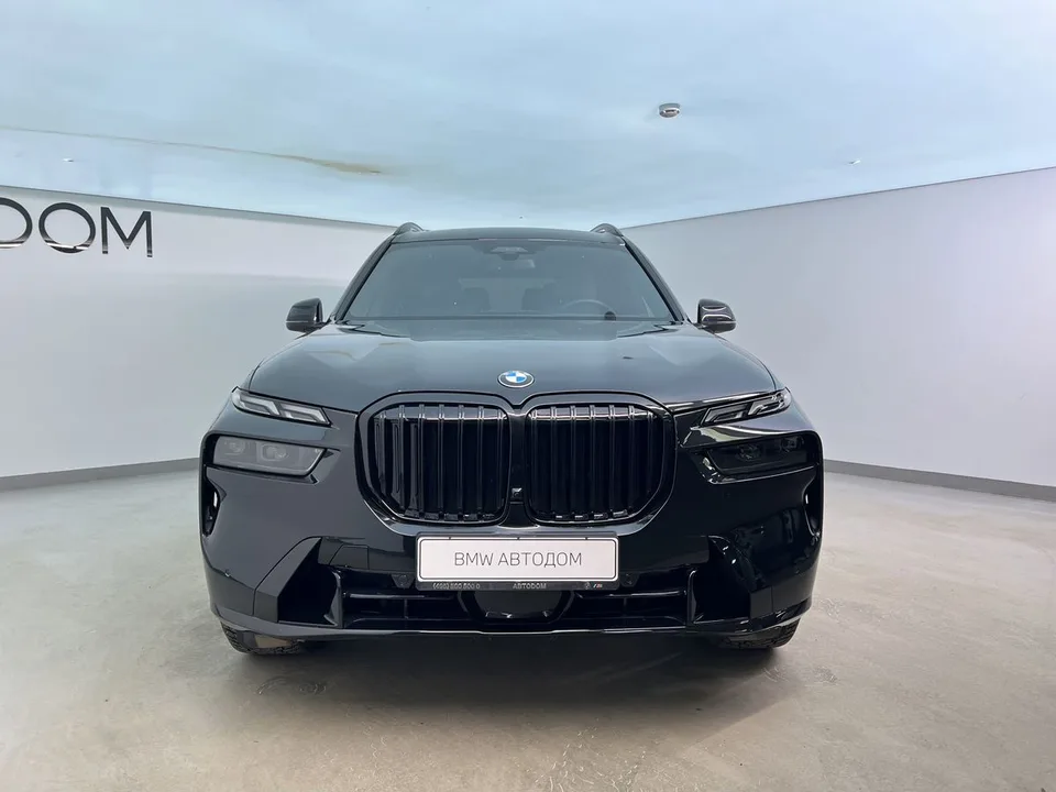 BMW X7 2023 — миниатюра 3