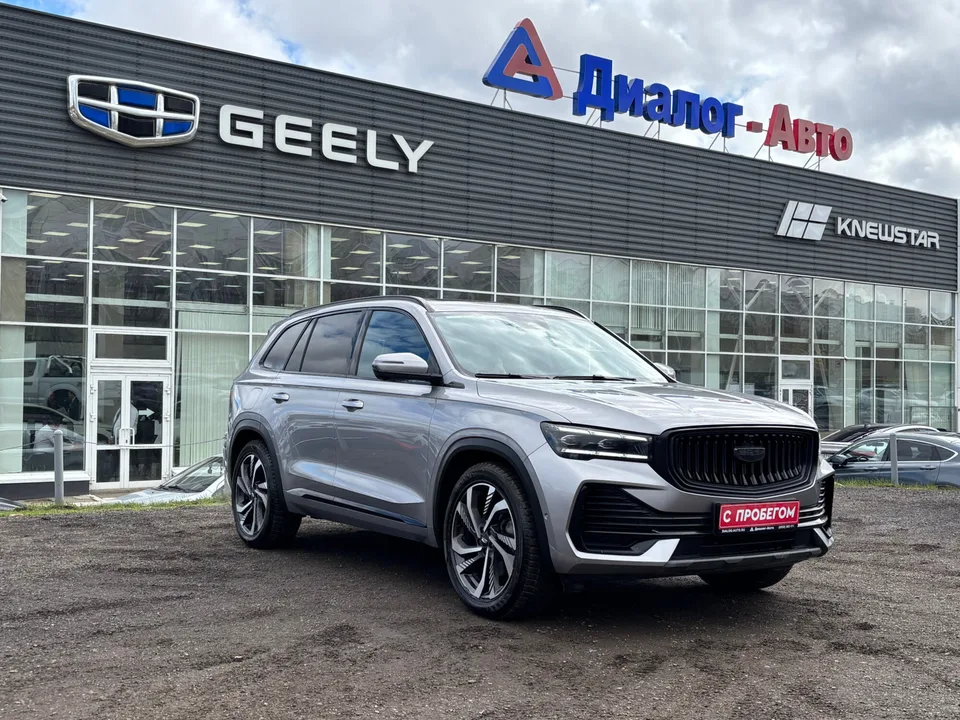 Geely Monjaro 2024 — фото 1, купить с доставкой в Москву