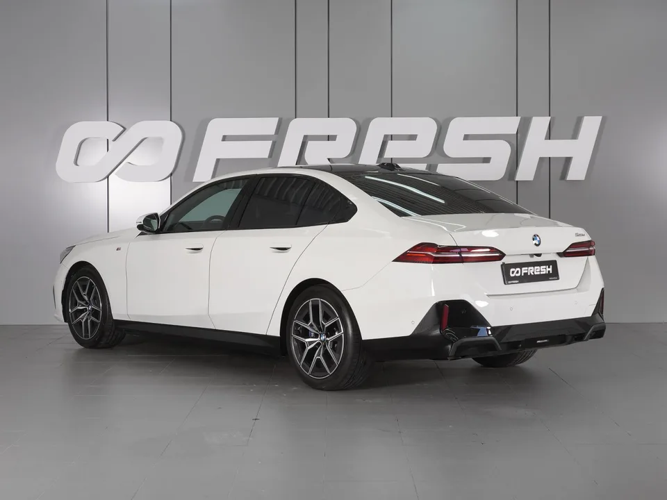 BMW 5 серия 2024 — миниатюра 2