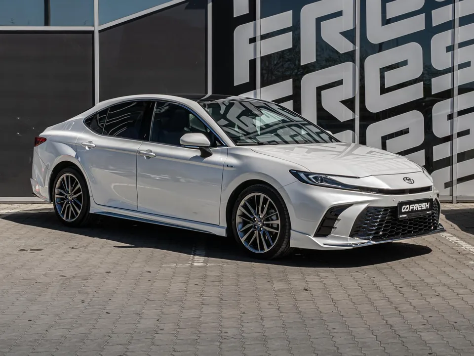 Toyota Camry 2024 — фото 1, купить с доставкой в Москву