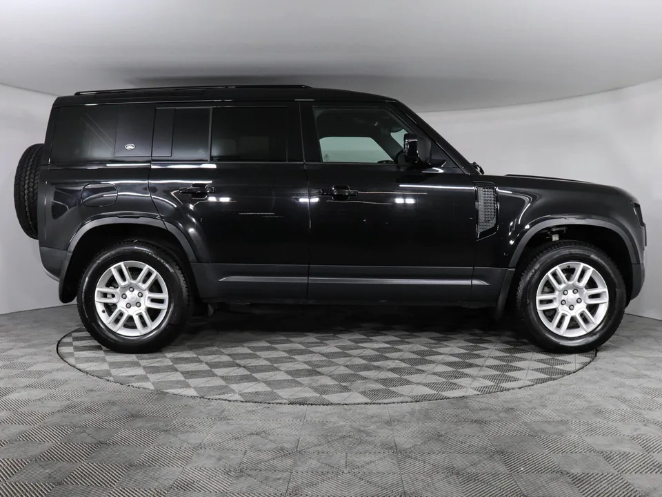 Land Rover Defender 110 2022 — миниатюра 4