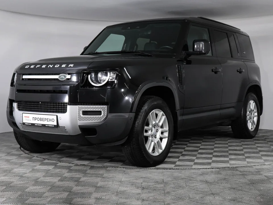Land Rover Defender 110 2022 — фото 1, купить с доставкой в Москву