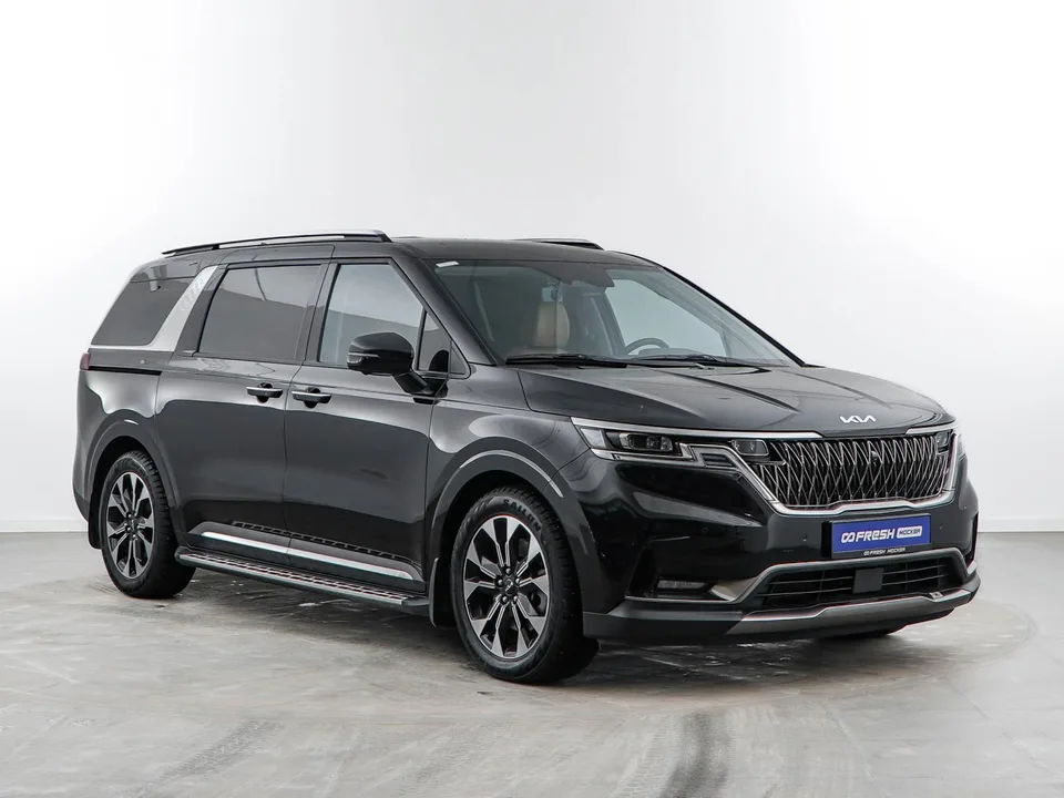 Kia Carnival 2022 — фото 1, купить с доставкой в Москву