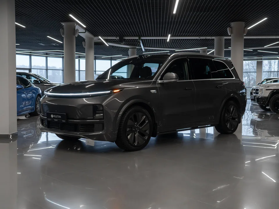 Lixiang L9 2024 — фото 1, купить с доставкой в Москву