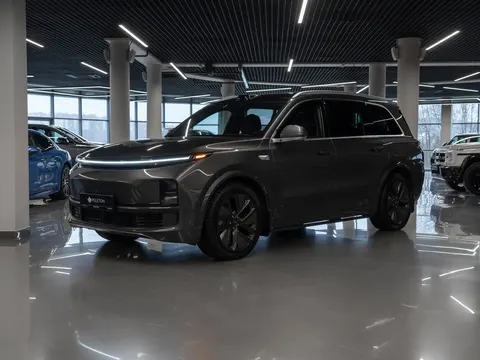 Lixiang L9 2024 купить в Москве