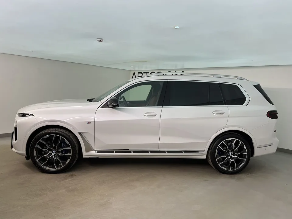BMW X7 2024 — миниатюра 2
