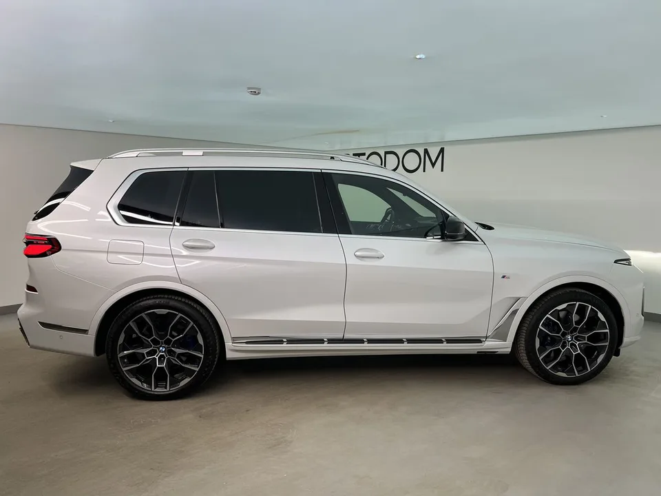 BMW X7 2024 — миниатюра 5