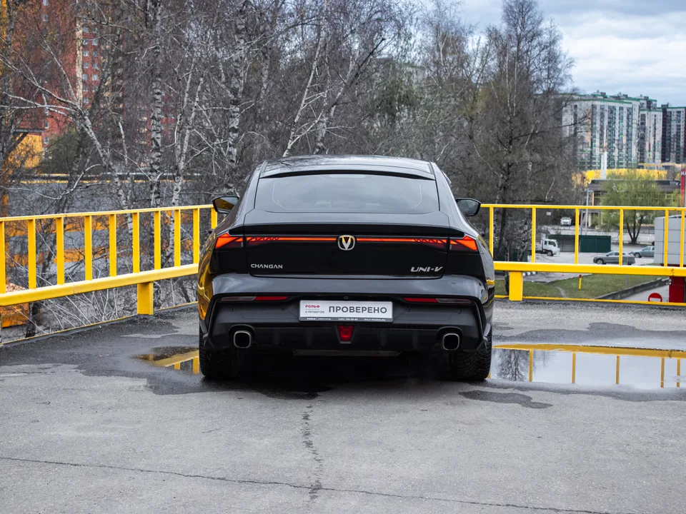 Changan UNI-V 2022 — миниатюра 4