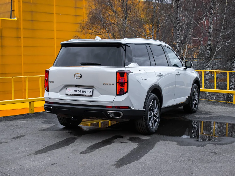 GAC Trumpchi GS8 2023 — миниатюра 3