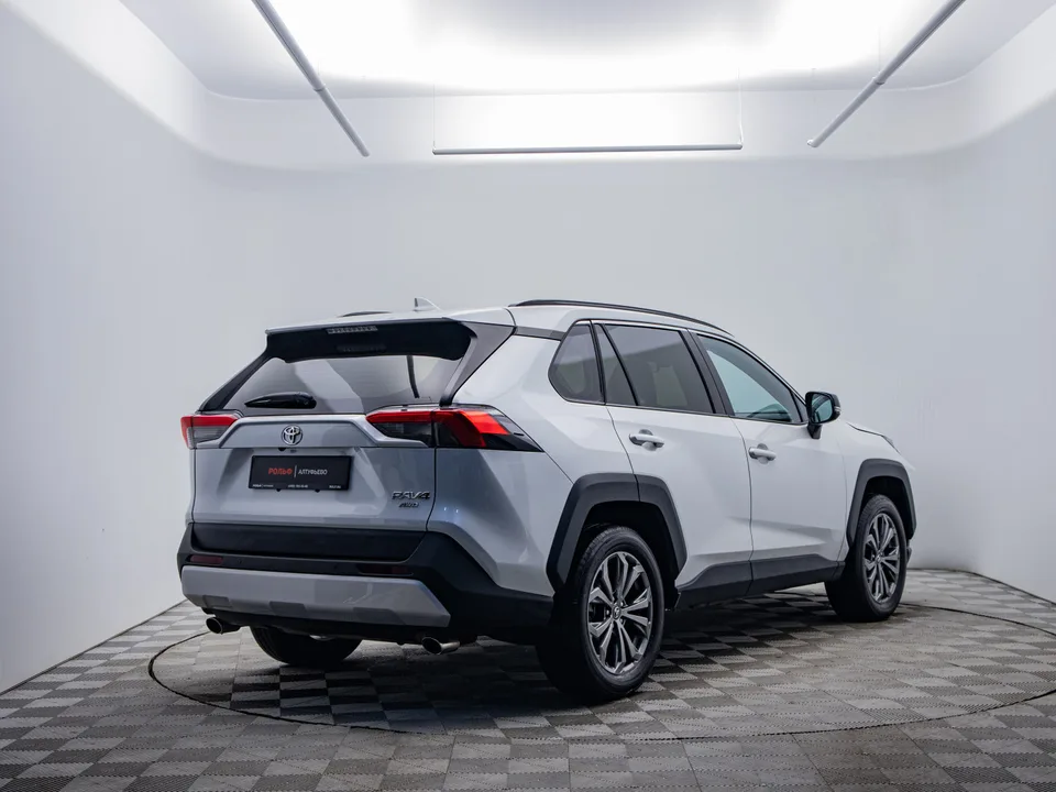 Toyota RAV4 2024 — миниатюра 5