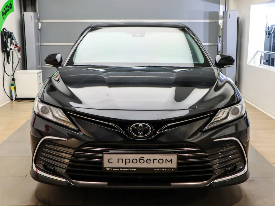 Toyota Camry 2023 — миниатюра 2