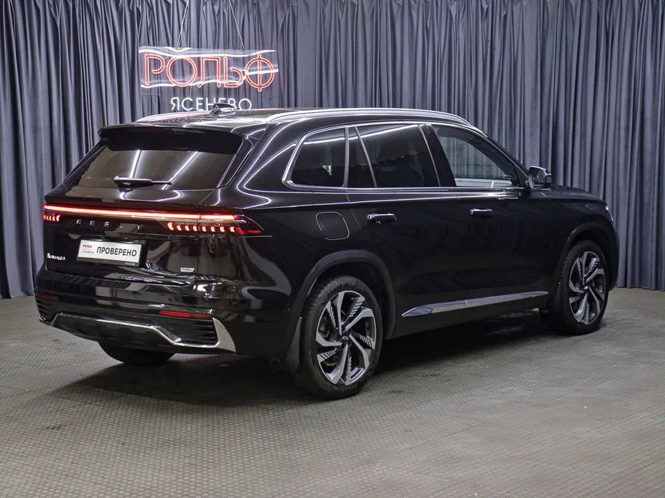 Geely Monjaro 2023 — миниатюра 5