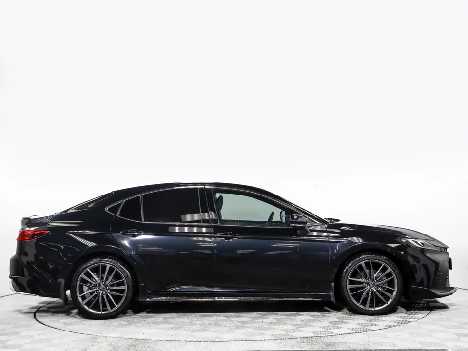 Toyota Camry 2025 — миниатюра 3