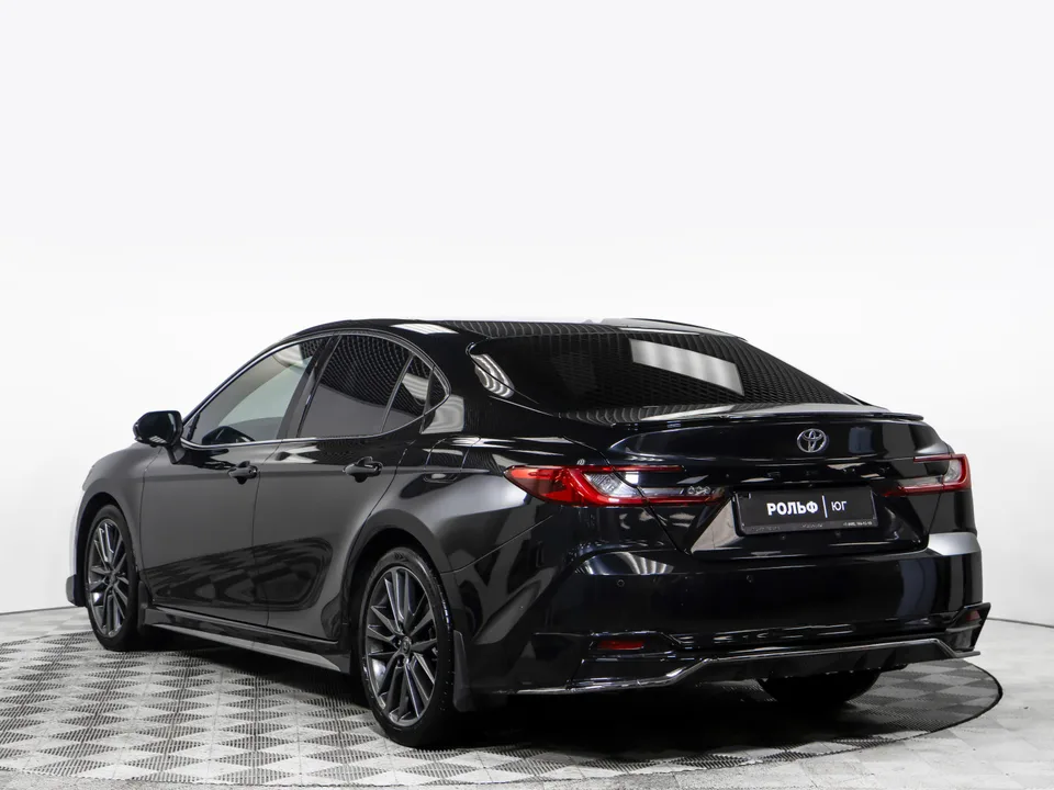 Toyota Camry 2025 — миниатюра 5
