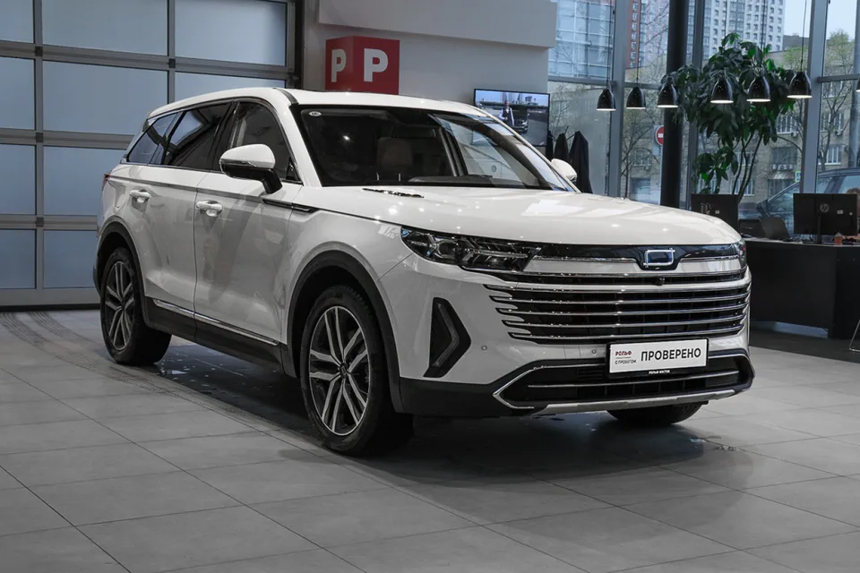 FAW Bestune T99 2022 — миниатюра 3