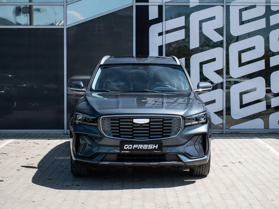 Geely Monjaro Hi-P Hybrid 2022 — миниатюра 3