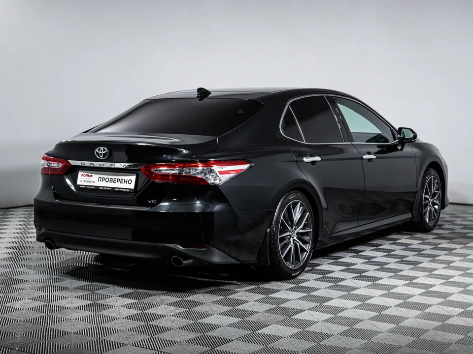 Toyota Camry 2023 — миниатюра 5