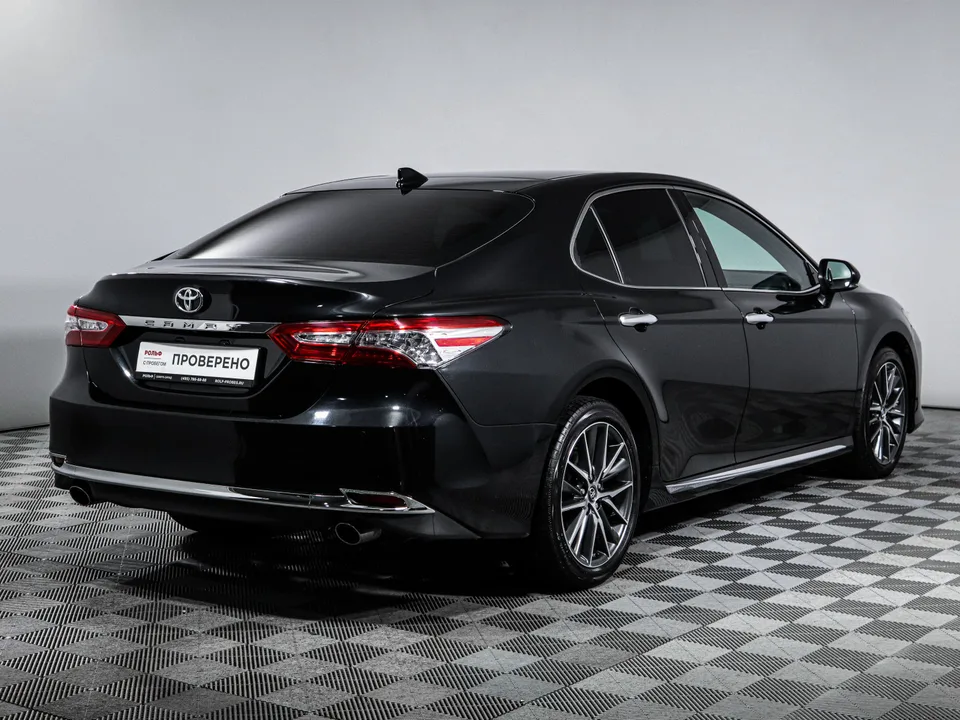 Toyota Camry 2023 — миниатюра 5