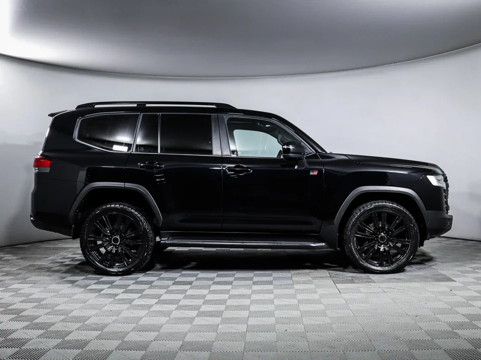 Toyota Land Cruiser 300 2022 — миниатюра 4