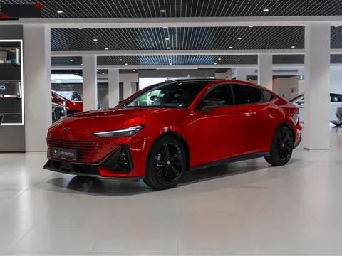 Changan UNI-V 2023 купить в Москве