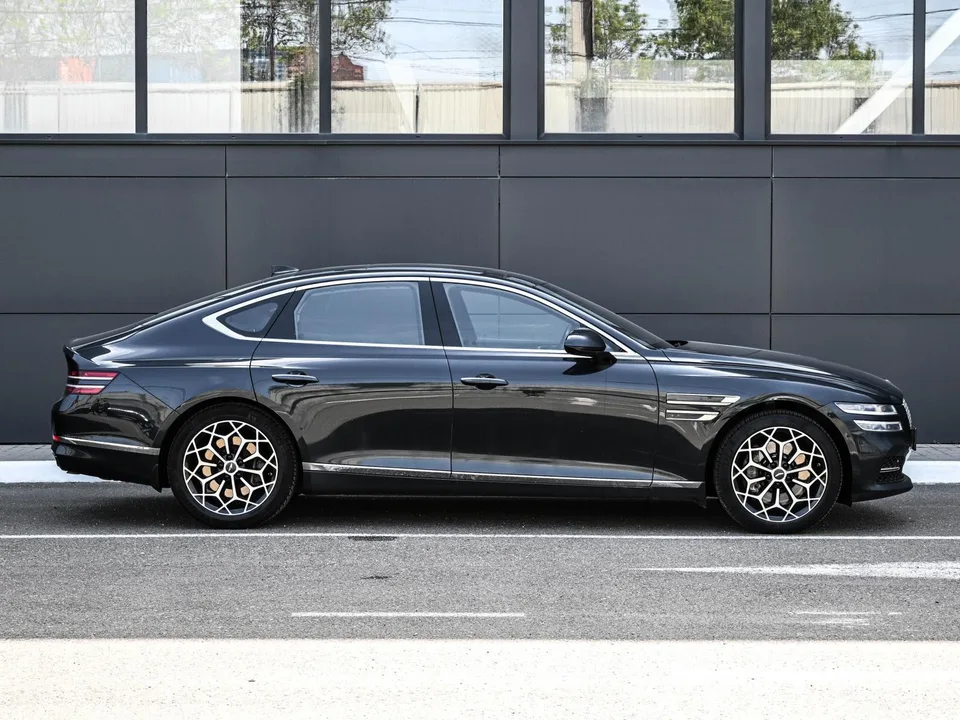 Genesis G80 2022 — миниатюра 5