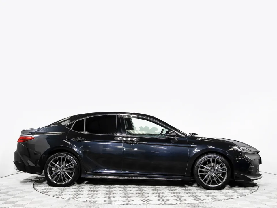 Toyota Camry 2024 — миниатюра 3