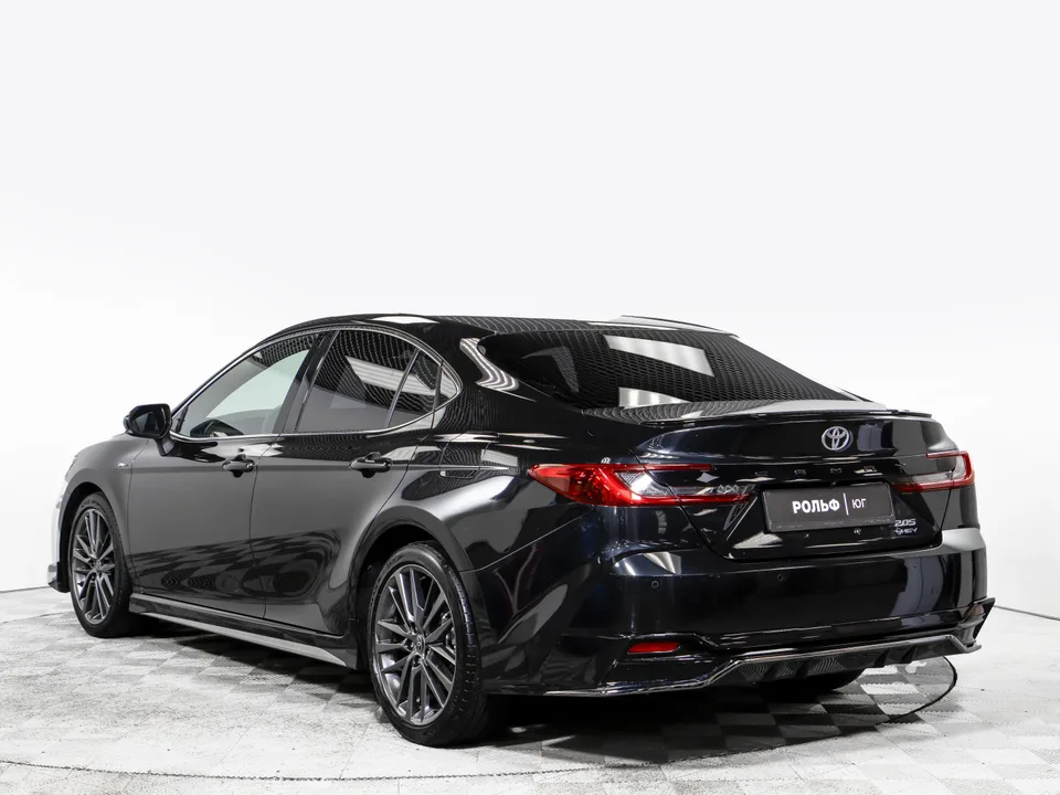 Toyota Camry 2024 — миниатюра 5