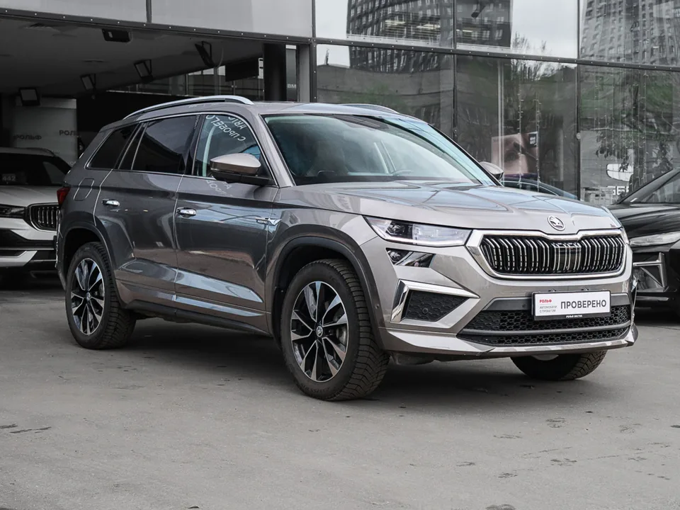 Skoda Kodiaq GT 2023 — миниатюра 3