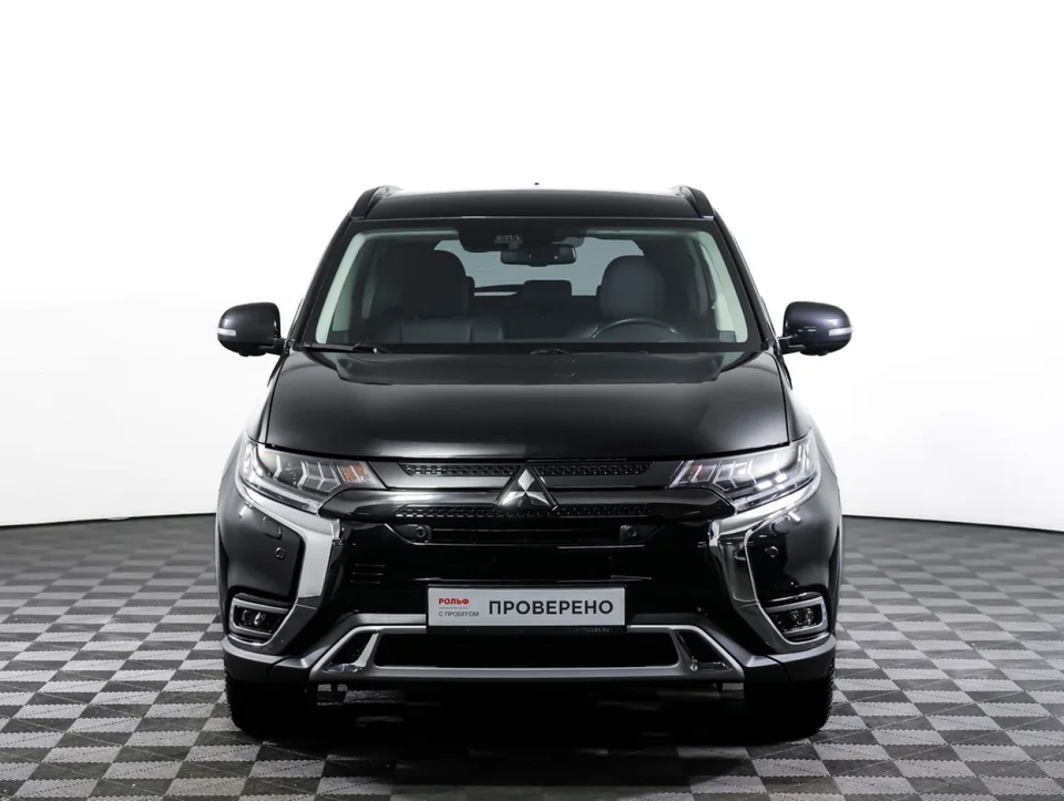 Mitsubishi Outlander 2022 — миниатюра 2