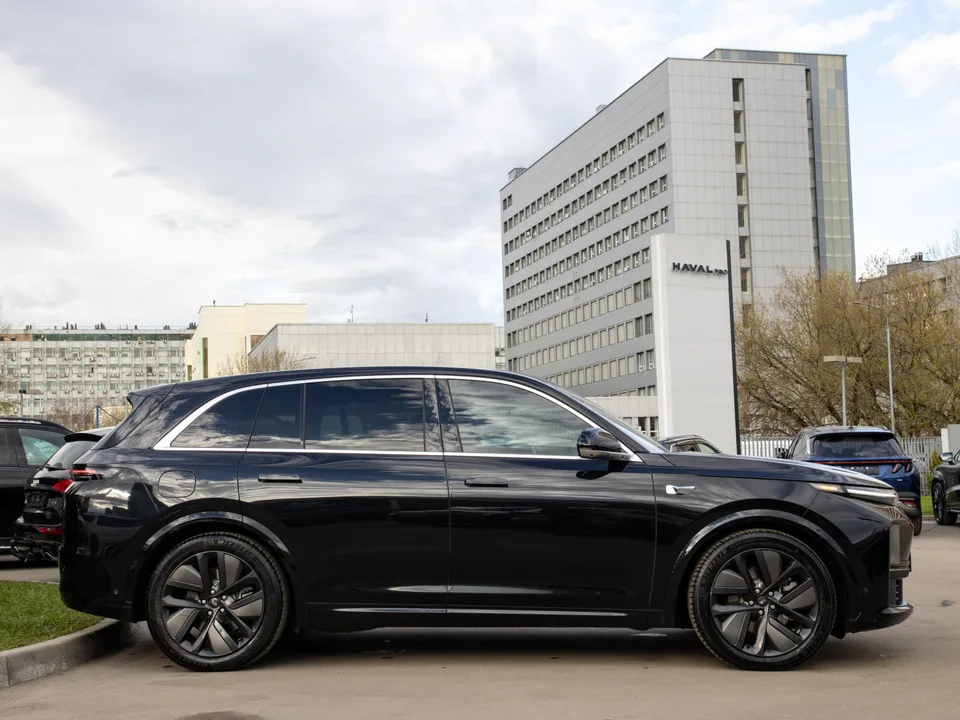 Li Xiang L7 2023 — миниатюра 3